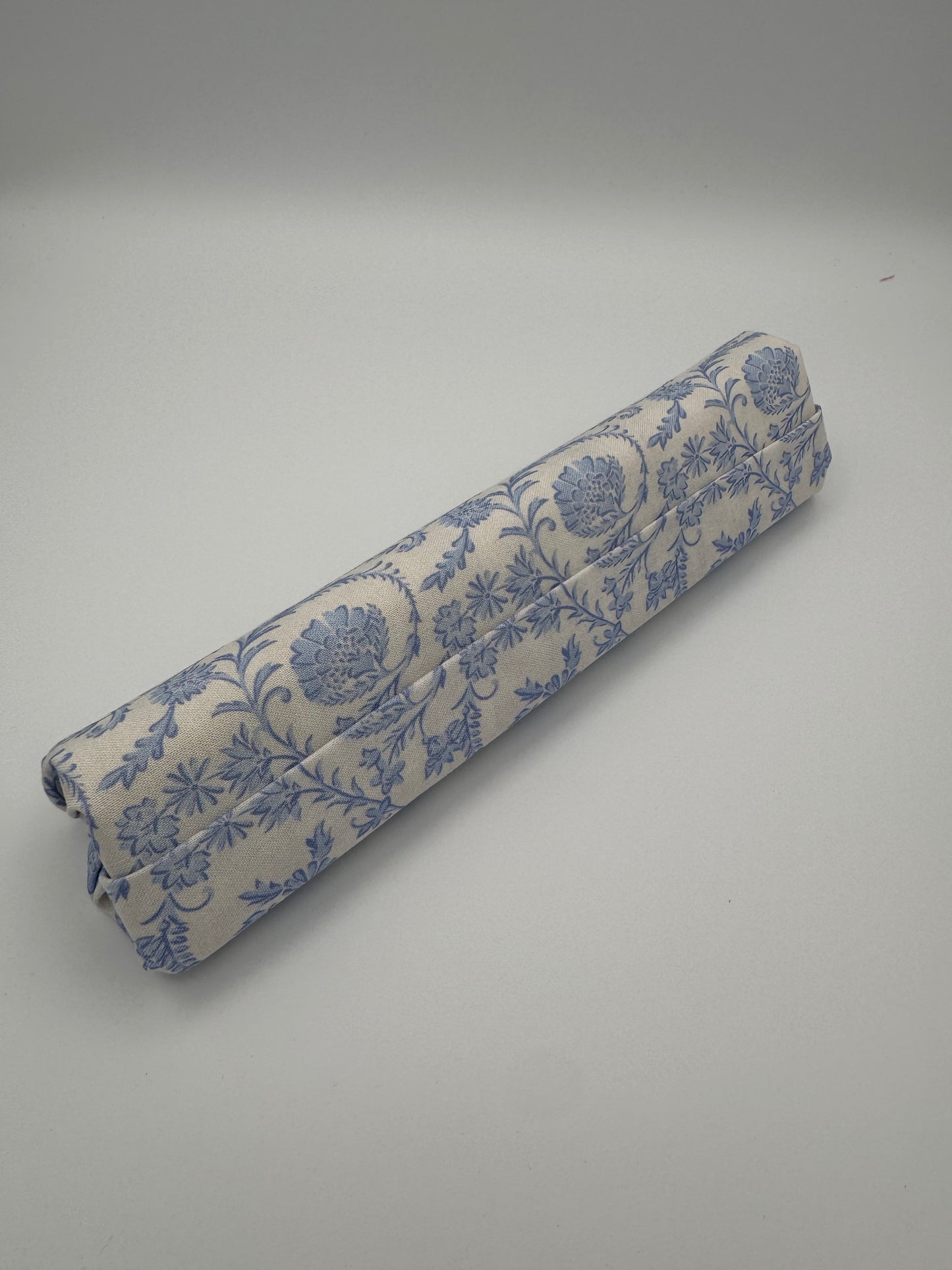 Vintage White and Blue Floral Floss Prism