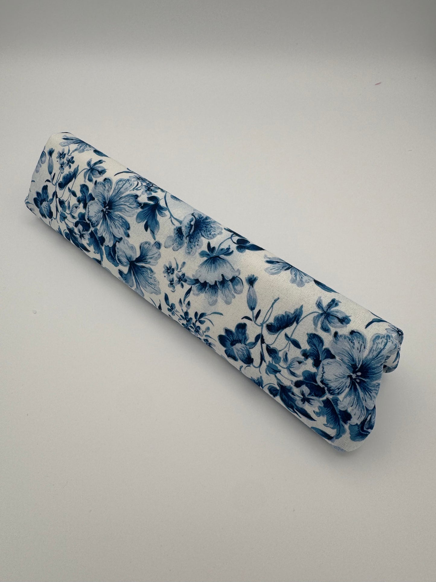 White and Blue Floral Floss Prism
