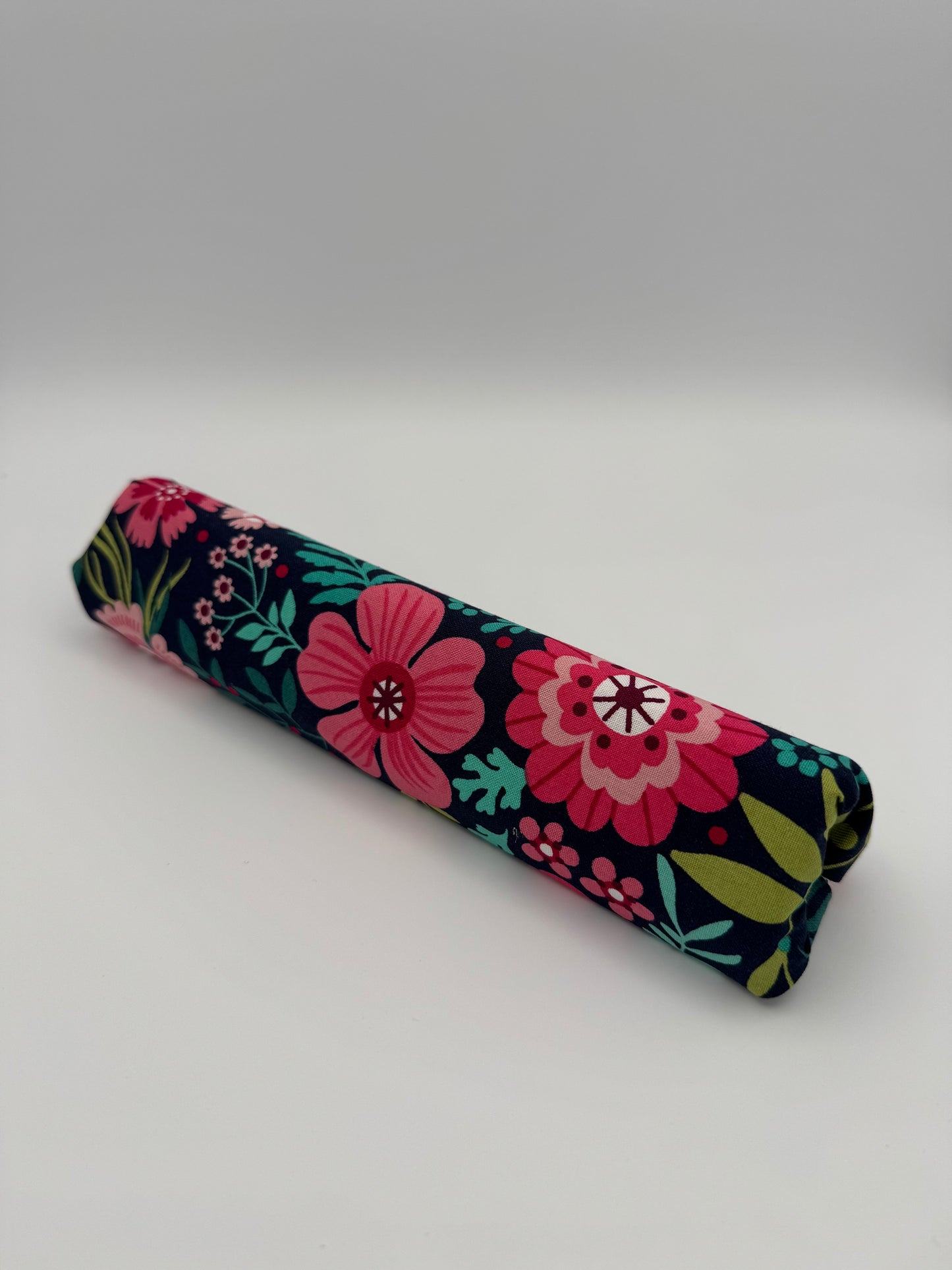 Dark Retro Flowers Floss Prism